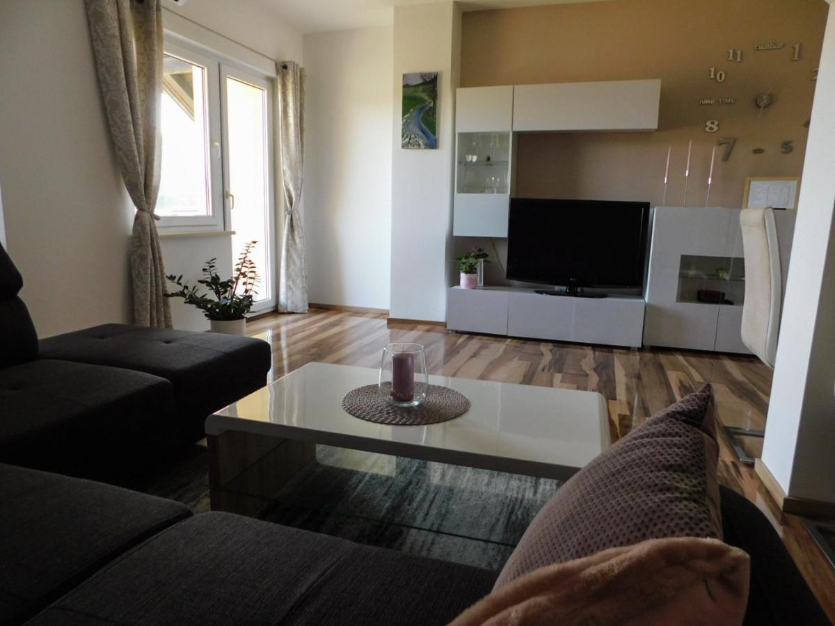 Apartman Lara Otočac Buitenkant foto