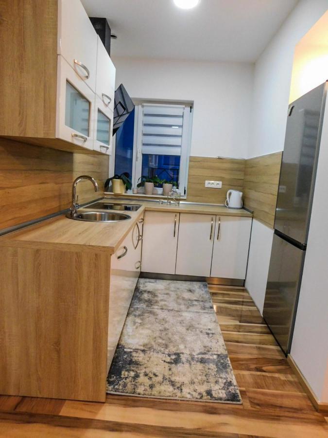 Apartman Lara Otočac Buitenkant foto
